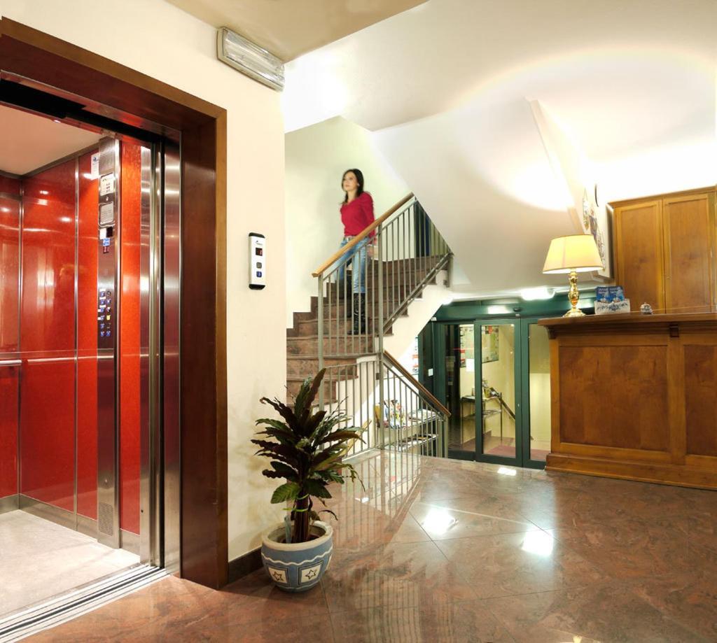 Hotel Dal Ponte Bassano del Grappa Exterior photo